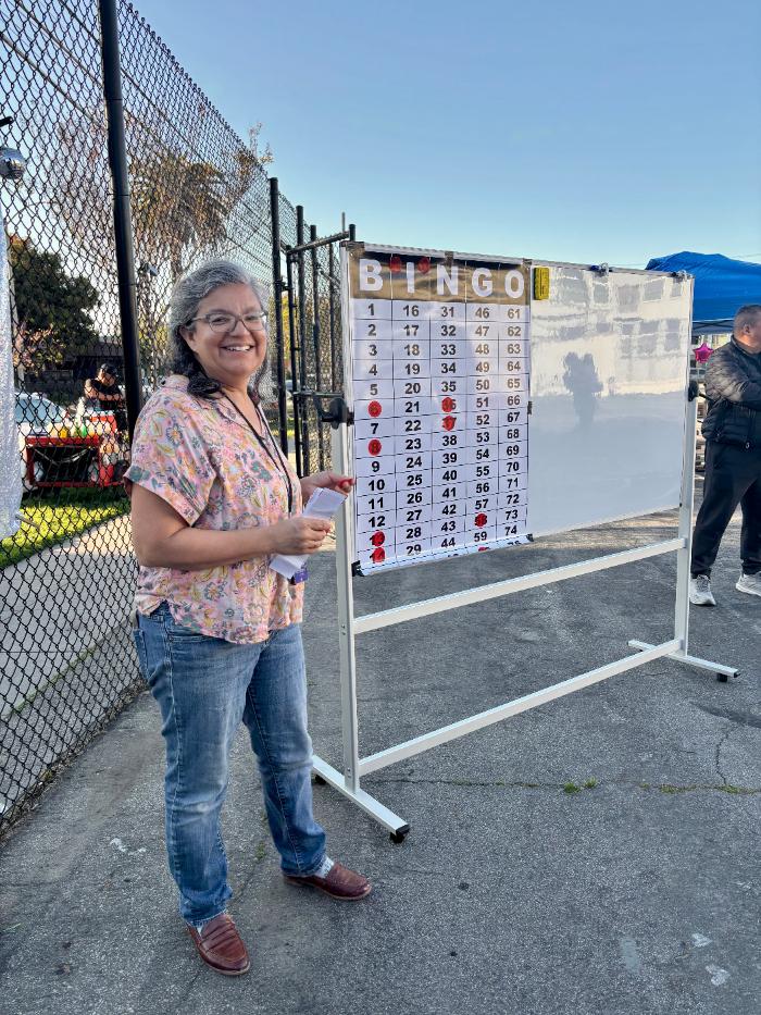 PTO volunteer calling bingo