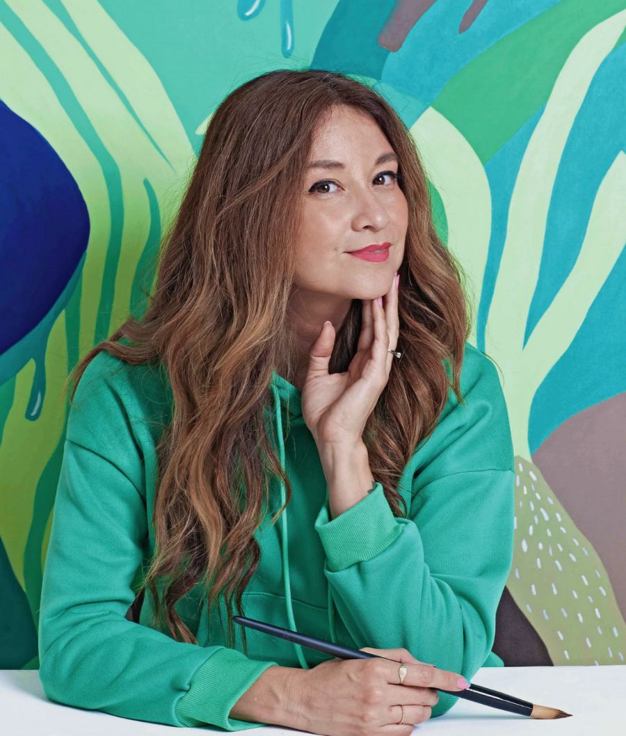 Muralist Tracy Allen